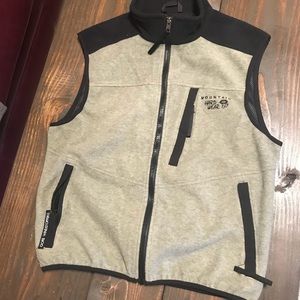 Mountain Hardware Vest